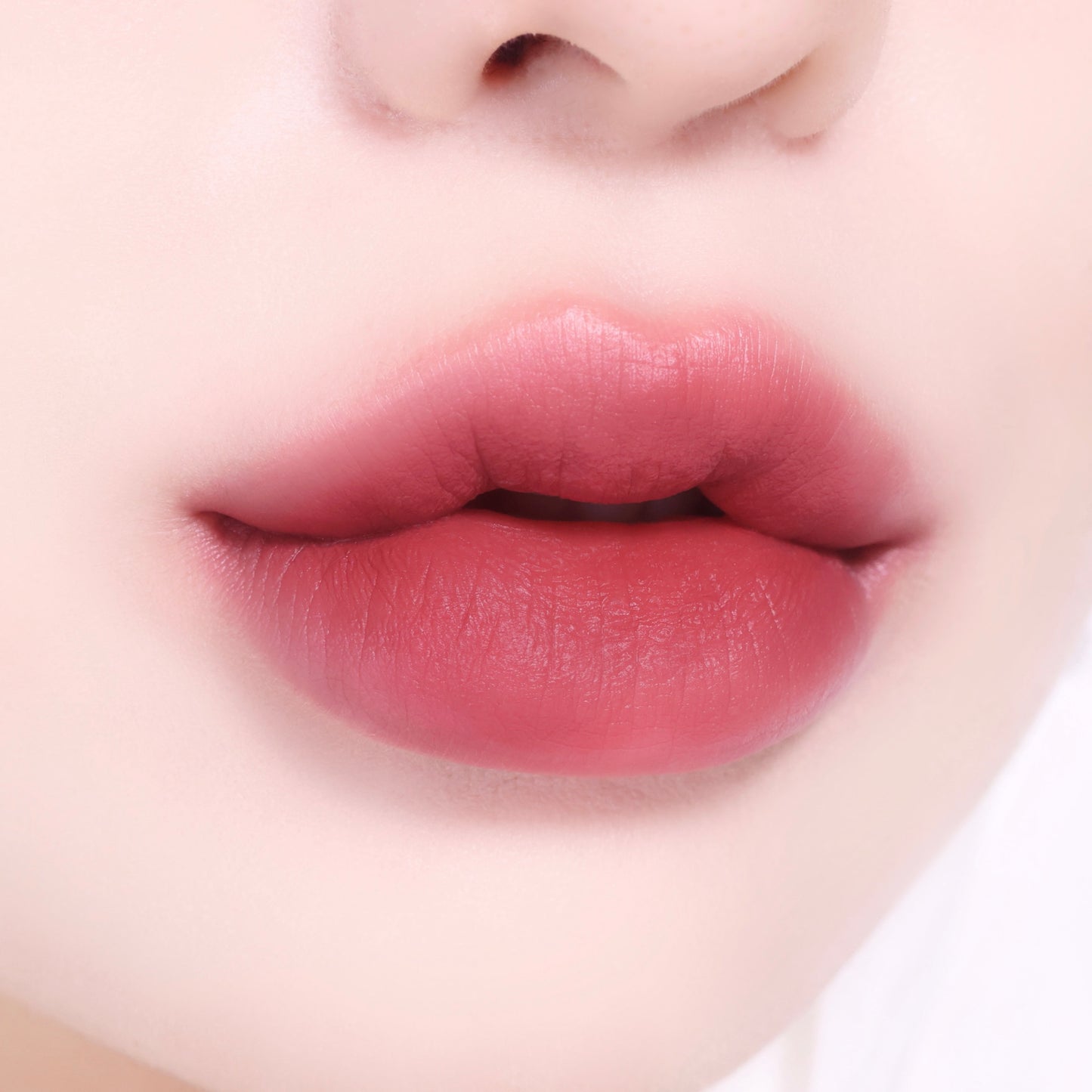 BOM Cloud Blur Lipstick #01 Bitter Rose - Pomada, Achchiq atirgul rangi